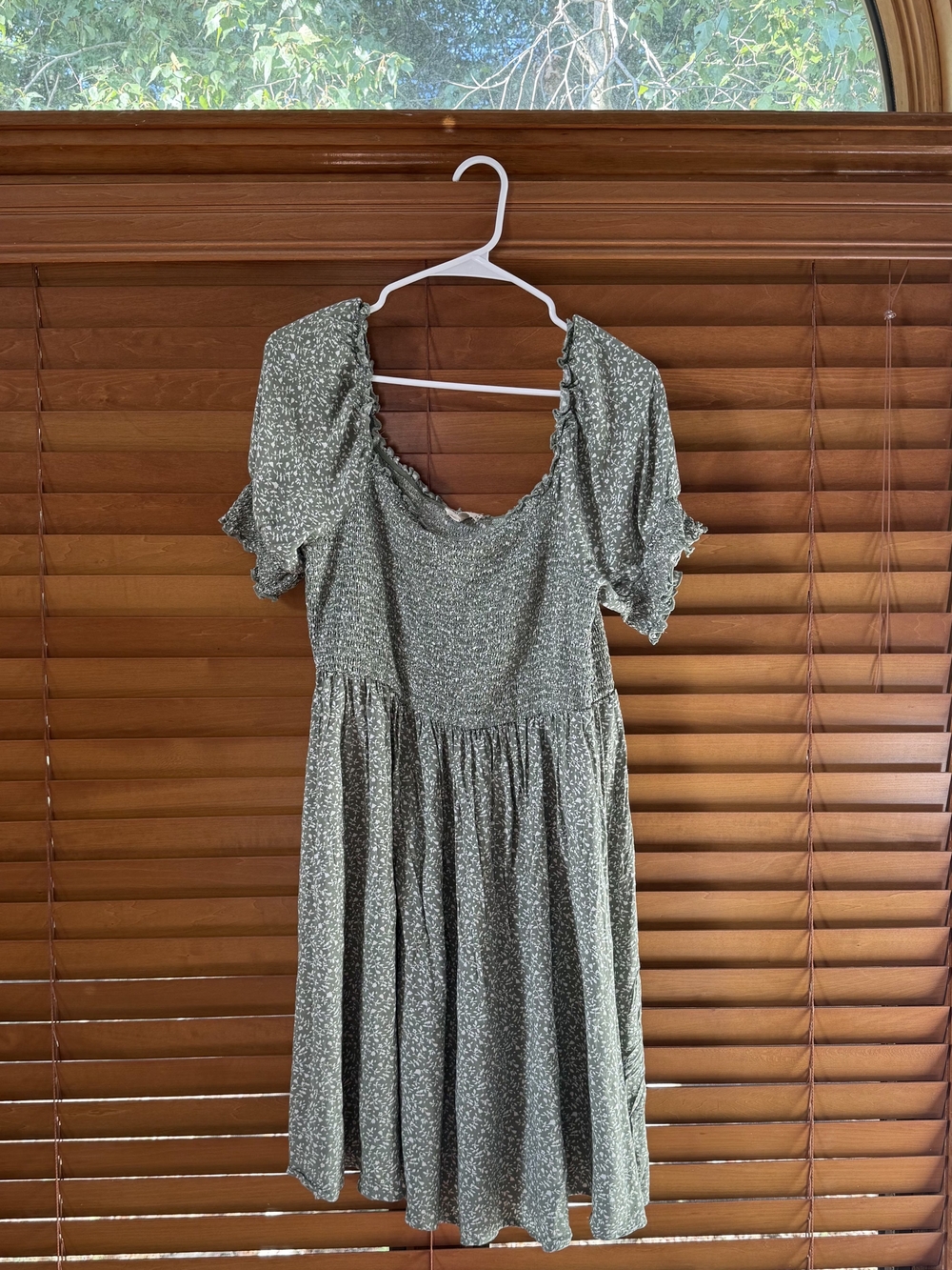 Puff-Sleeve Mini Dress in Olive Green Floral